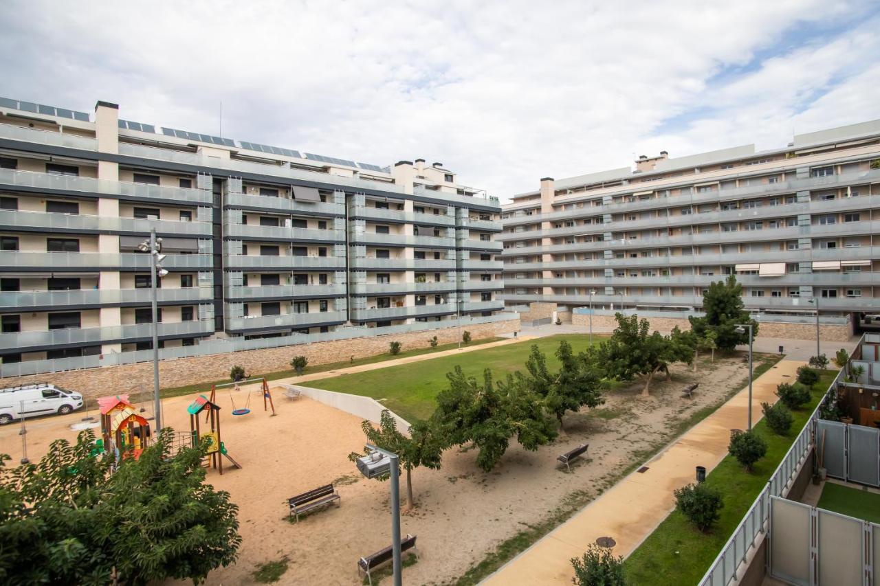 Tendency Apartments Forum Сан-Адріа-де-Бесос Екстер'єр фото